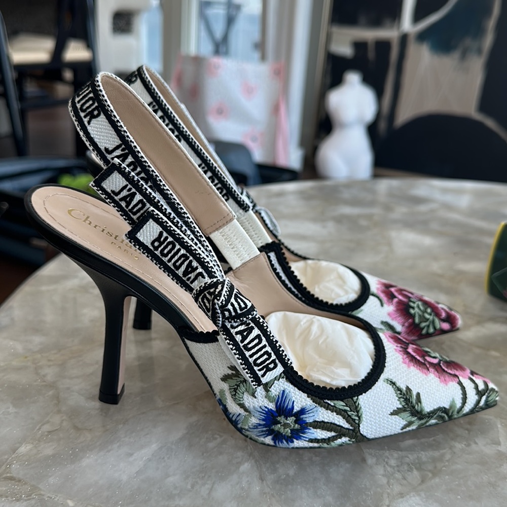 Unworn Dior J’Adior Slingback Pump - Picture 3 of 4